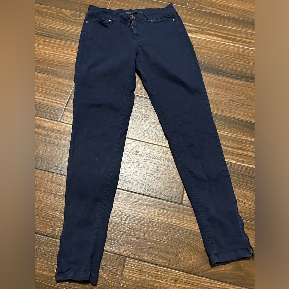 Zara Basic Jeans Navy Blue 6 Skinny‎ Zipper on Bottom of Pant Legs
